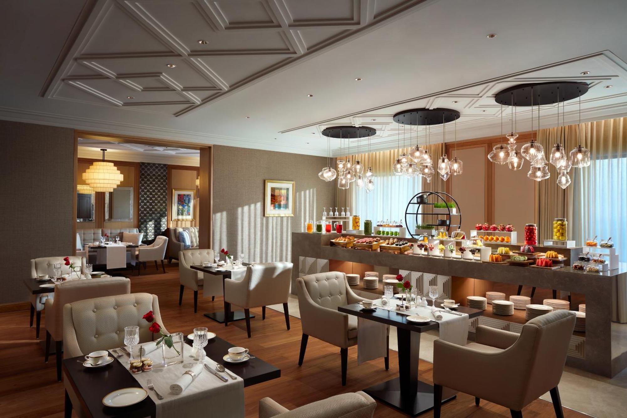 The Leela Gandhinagar Hotel ภายนอก รูปภาพ