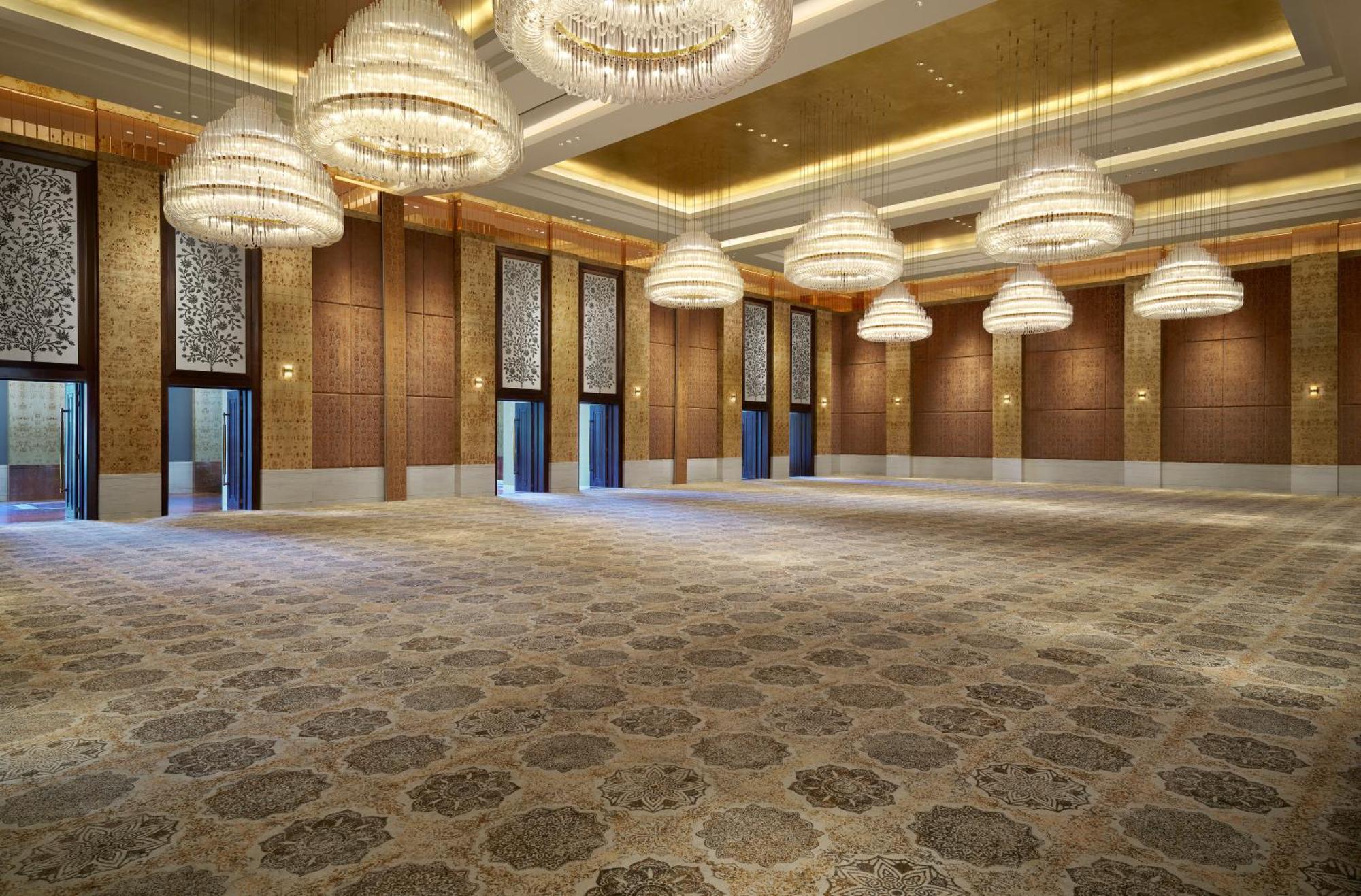 The Leela Gandhinagar Hotel ภายนอก รูปภาพ