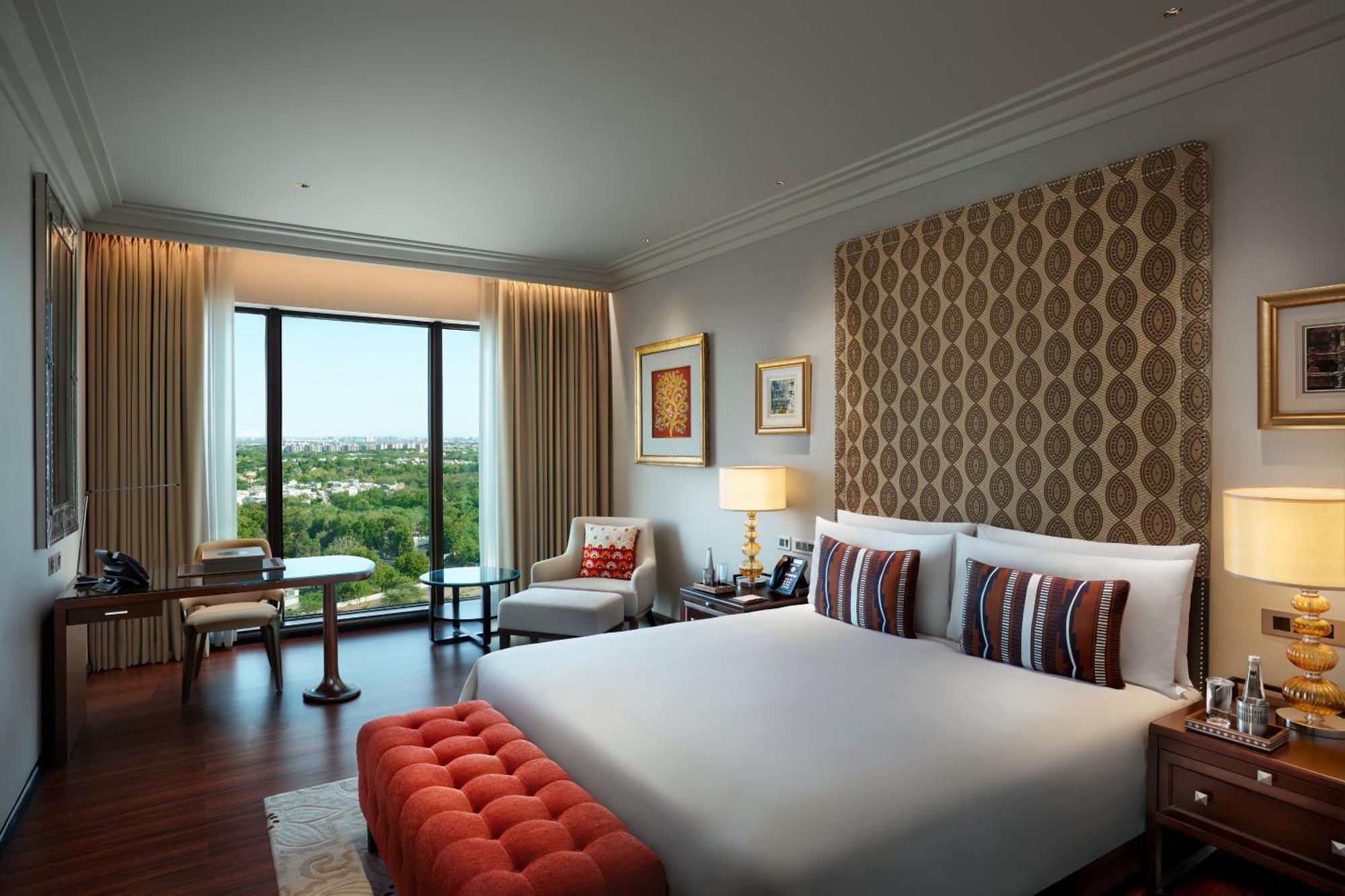 The Leela Gandhinagar Hotel ภายนอก รูปภาพ