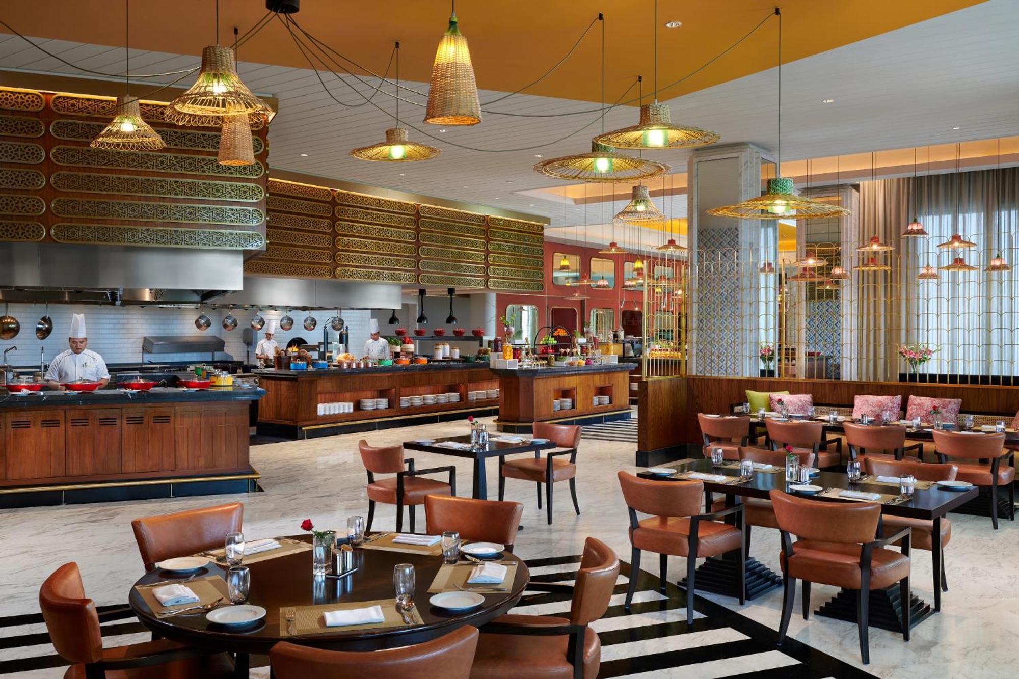 The Leela Gandhinagar Hotel ภายนอก รูปภาพ